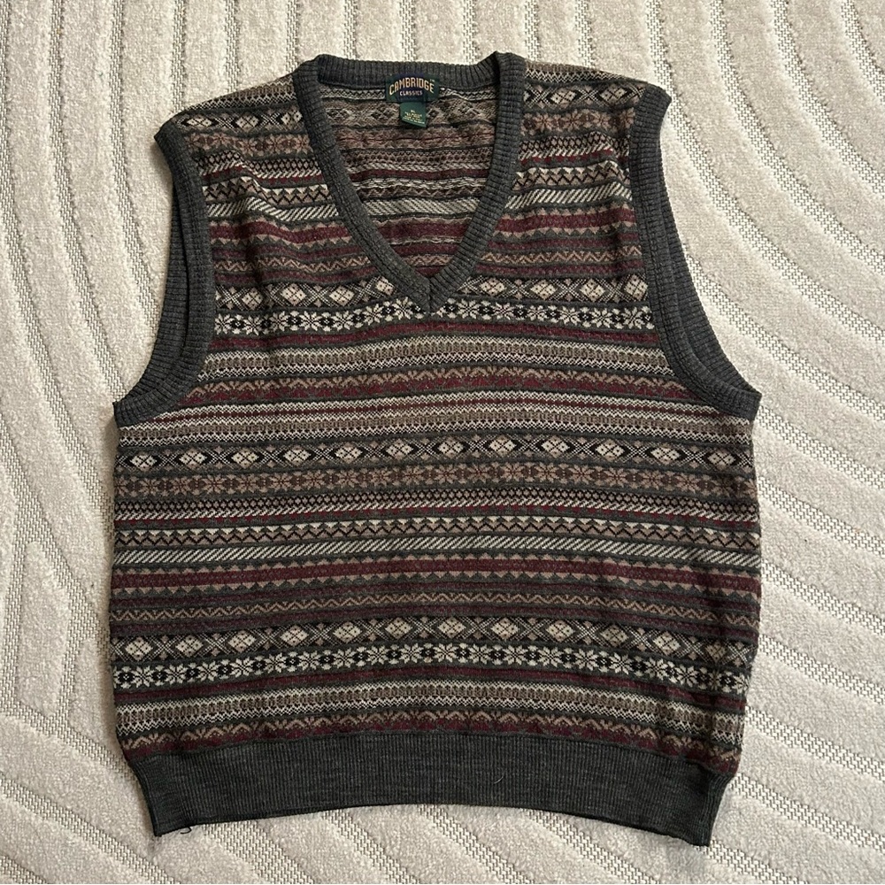 Cambridge Classics Men’s Fair Isle Wool Blend V-Neck Sweater Vest - XL